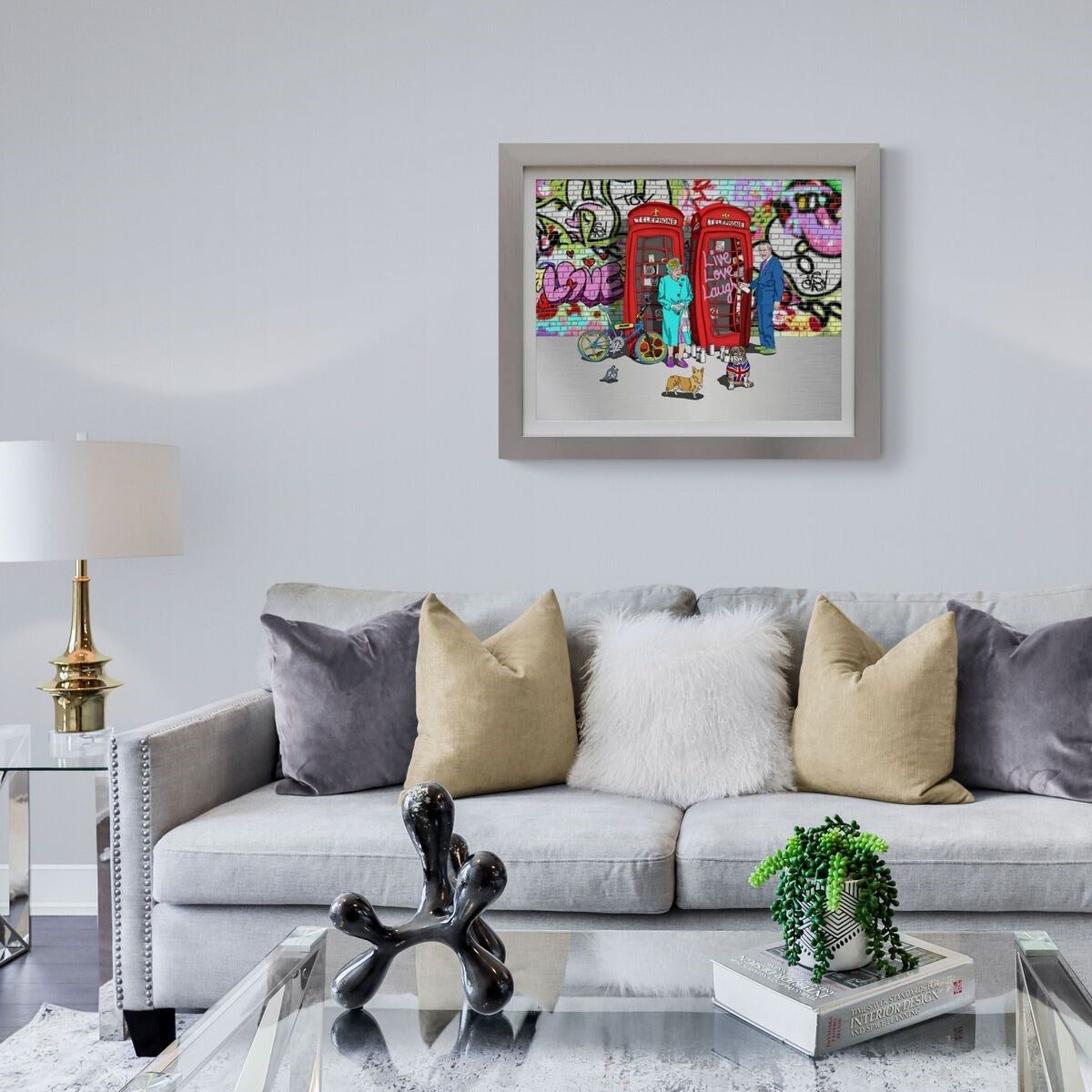 Royal Riot (Roomset)