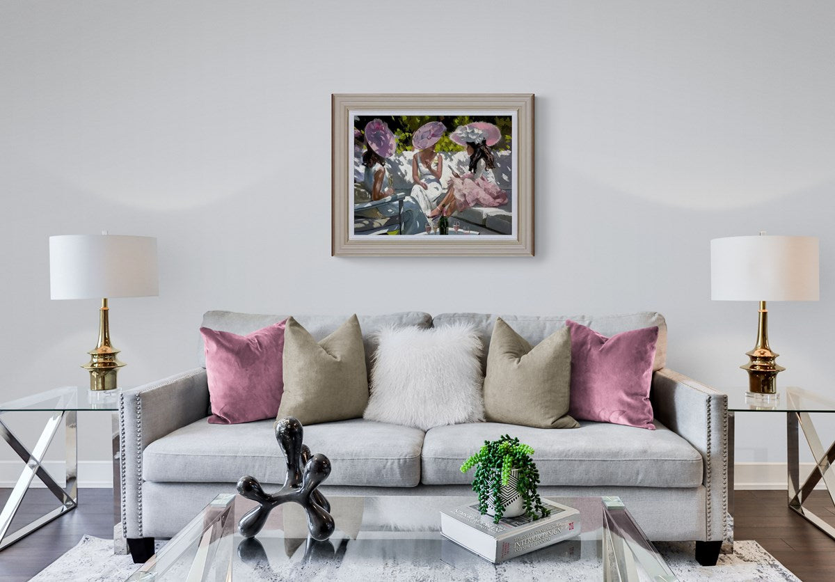 Pink Champagne, Ascot (Roomset)